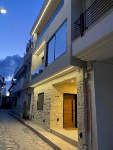 Estia Luxury Apartment