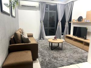 1tebrau residences suite min98