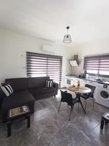 Cem's 2 bedroom Apartment Famagusta City Centre - Sakarya
