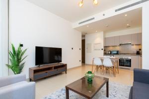 CitiHome - Stylish and Vibrant 1BR at Creek Vistas