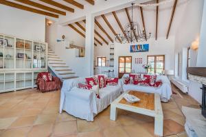 Finca Puig Blanc by Sealand Villas