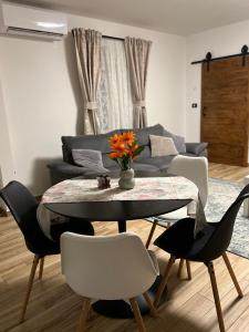 Marina Spacious Family Apartment