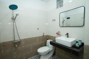 Hotel E-ros - Phan Huy Ích