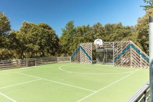 Hotels Camping Les Pres du Roi : photos des chambres