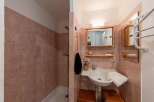 Appartements Port et plages a deux pas : photos des chambres