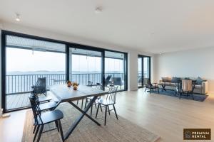 C44 Ultimate Luxury Waterfront Penthouse