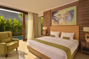 White 2 BR Private Pool Villa AN02