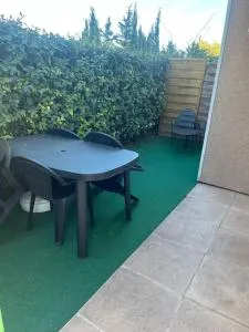 Jolie appartement dans résidence avec piscine - 卡努