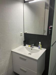Appartements Jolie appartement dans residence avec piscine : photos des chambres