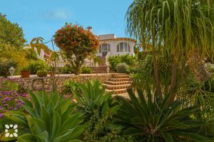 Villa Bella Costa by Abahana Villas