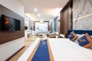 Thien Phu Logia Hotel