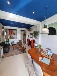 Studio Blank - Arthouse - 希波利蒂斯胡夫