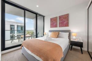 Chic Urban Retreat Brunswick I365