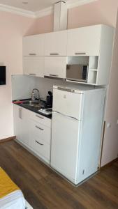 Уютный номер с видом на горы