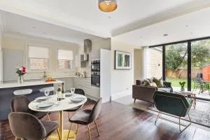 Richmond - Spacious 2 Bedroom Flat - With Garden - 泰晤士河畔里士满