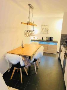 CLABINA - Studio lumineux et calme