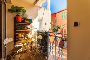 Appartements LA CASA AP4409 By Riviera Holiday Homes : photos des chambres