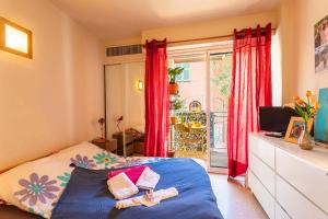 Appartements LA CASA AP4409 By Riviera Holiday Homes : Appartement 1 Chambre avec Balcon