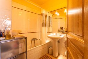 Appartements LA CASA AP4409 By Riviera Holiday Homes : photos des chambres