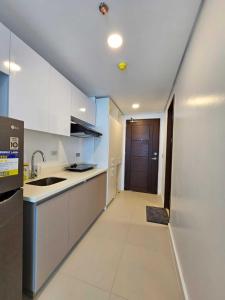 38 Park Ave 2707