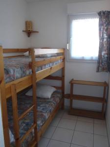 APPT 3 PIECES 28m2 + LOGGIA 8m2 REF 4046