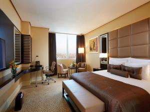 Standard King Room room in Millennium Hotel & Convention Centre Kuwait