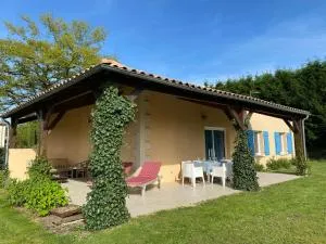 Private Luxury Villa With Big Garden on Park With Swimming Pool - Golf Resort and Restaurant nearby - Latillé