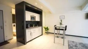 Uniklinik Zentral Küche Fitnessraum - Leipzig