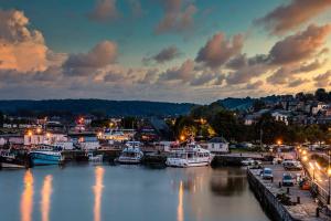 Best Western Le Cheval Blanc -Vue sur le port-plein centre ville