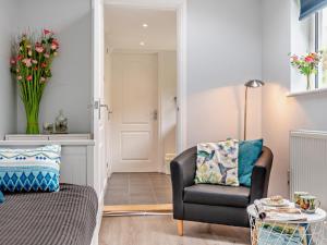 1 Bed in Chideock 94617