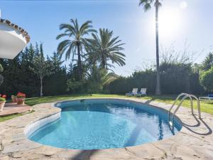 Villa Byron, private pool, walking distance to Puerto Banus