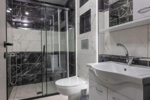 4-3 Yatak Odalı Büyük Daire Kaleiçi Yakını