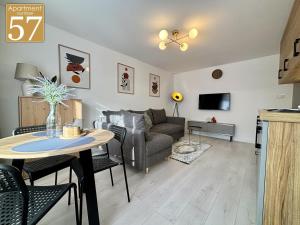 Piękny przytulny apartament - blisko akwenu wodnego