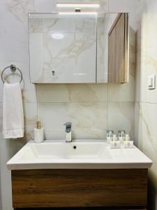 Lora Family Apartment