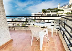 Mediterraneo 801. Super One-Bedroom Apartment with Great Sea Views.