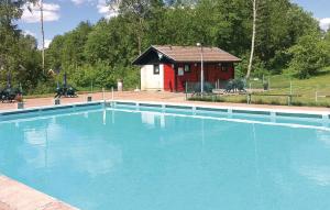 4 Bedroom Nice Home In Örkeljunga