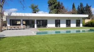 La lavandière - Fox-Amphoux