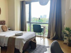 Jane in the City! In Avant, BGC