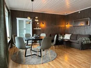 Leilighet Ski in/out, golf - 弗罗达尔