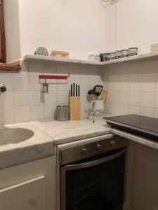 La Casa di Mezzo - The Middle House