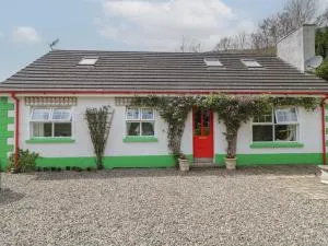 Gortin Cottage - Glenariff