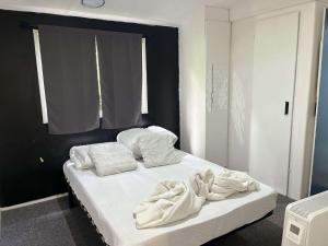 Campings Mobil Home 4 / 6 personnes : photos des chambres