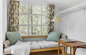 3 Bedroom Cozy Home In Fårevejle