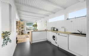 3 Bedroom Awesome Home In Vejby