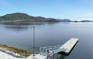 Amazing Apartment In Ulsteinvik