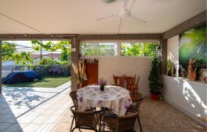 4 Bedroom Lovely Apartment In Krusevo