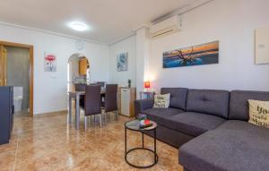 Cozy Apartment In Orihuela With Wifi