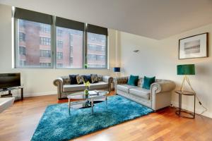 Crown Apartments 1A by Week2Week