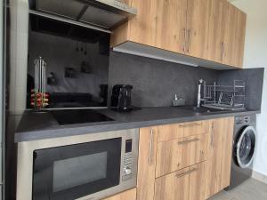 Superbe T2 - 200m de la mer - Piscine - Parking