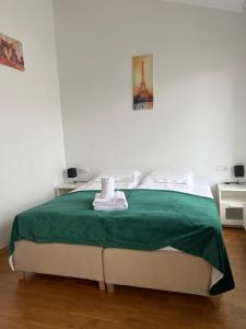 Family Room room in Media Luna Guesthouse